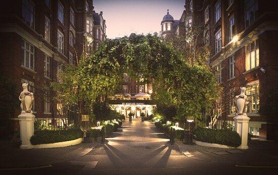 THE 10 CLOSEST <b>Hotels</b> to <b>London Underground</b>