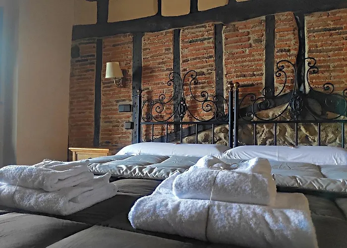 Hoteles Baratos en Candelario