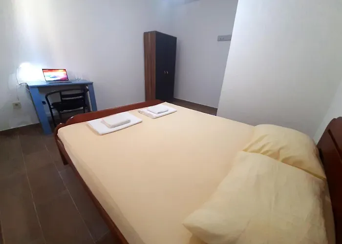 Hostels in Bar