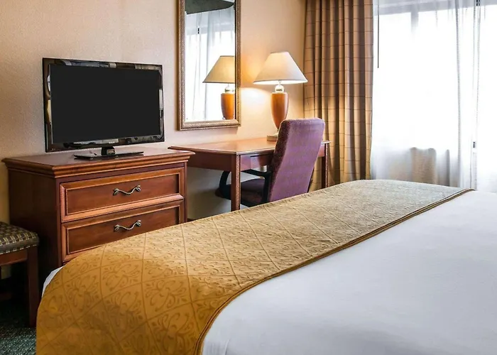 Cheap Hotels in Southfield