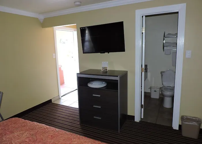 Motels in Robinson