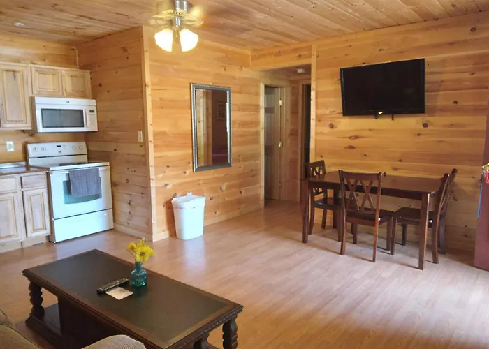 Motels in Diamond Point