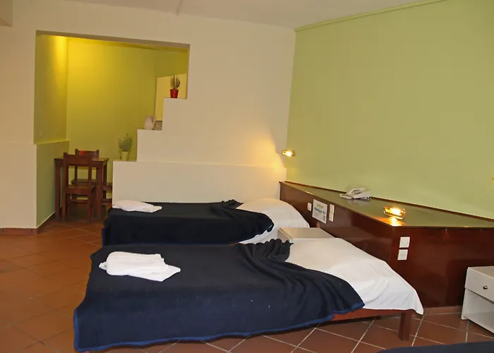 Cheap Hotels in Kavos