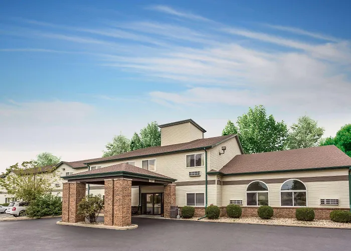 Motels in Streator