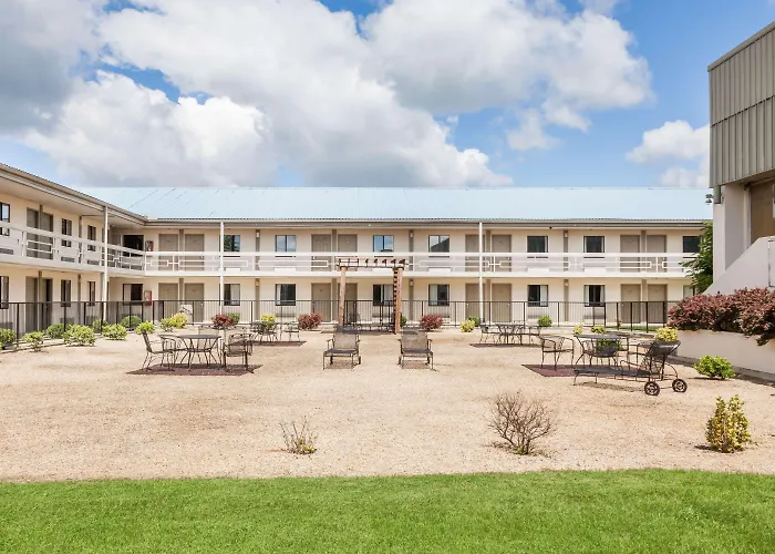 Motels in Monteagle