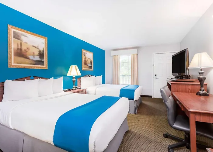 Motels in Duncan