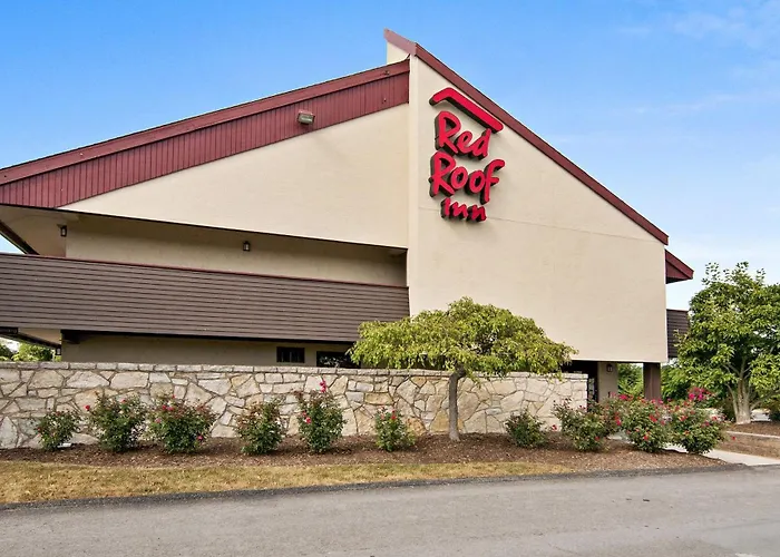 Motels in Fairmont
