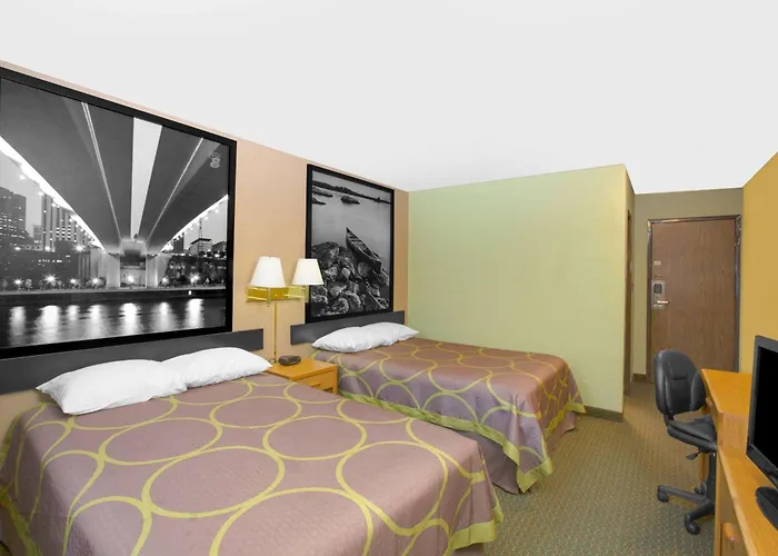 Motels in Brandon