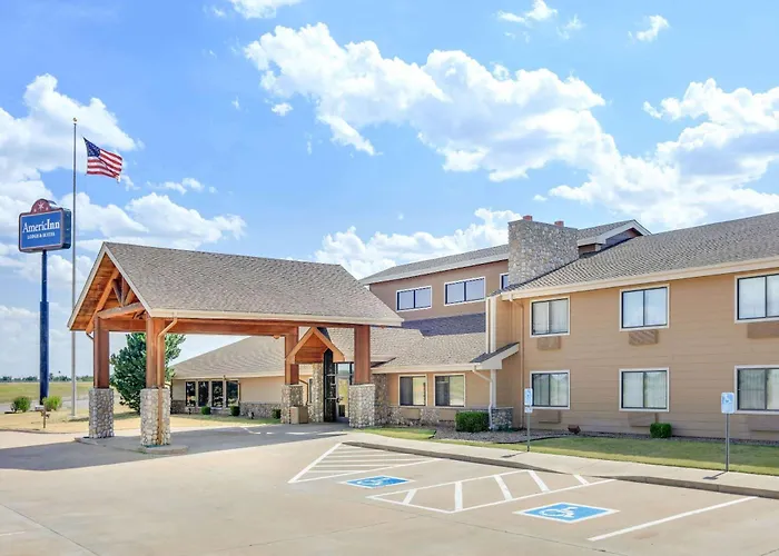 Motels in Altus