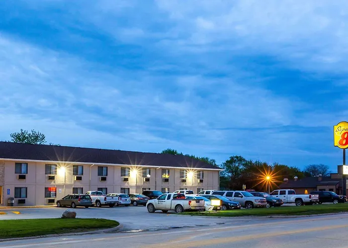 Motels in Storm Lake