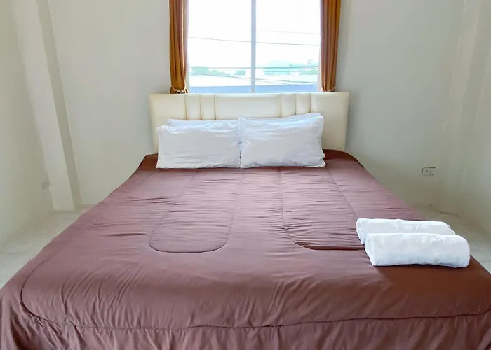 Hostels in Bangsaen