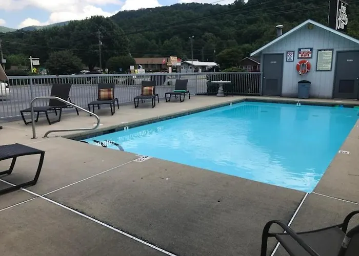 Motels in Pickens