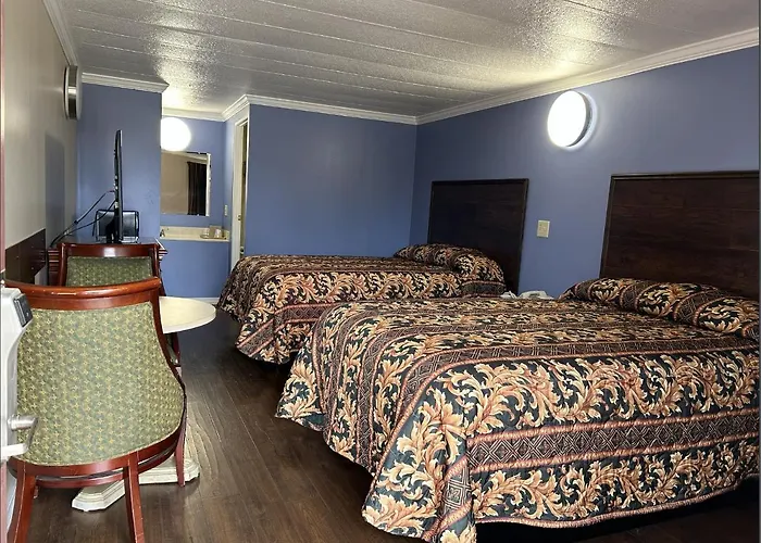 Motels in Brookhaven