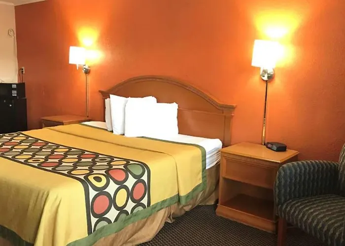 Motels in Hannibal