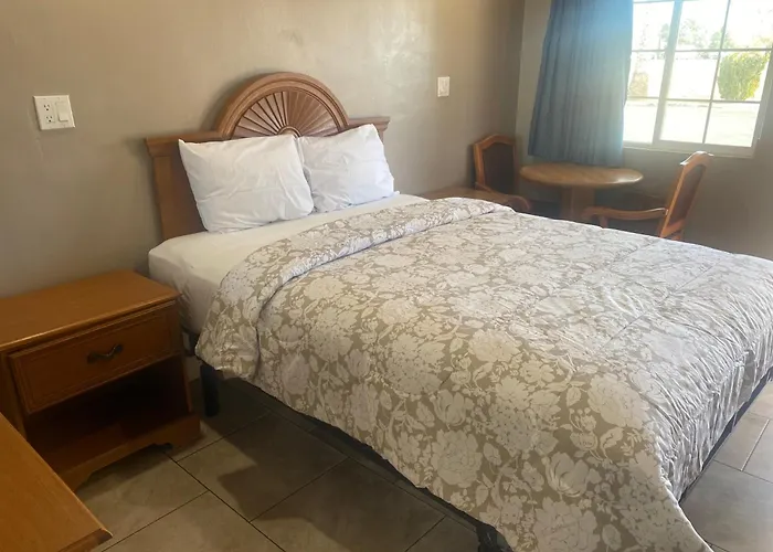 Motels in Apple Valley