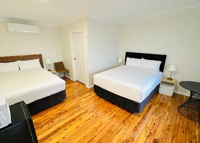 Motels in Lockhart