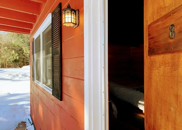 Motels in Indian Lake