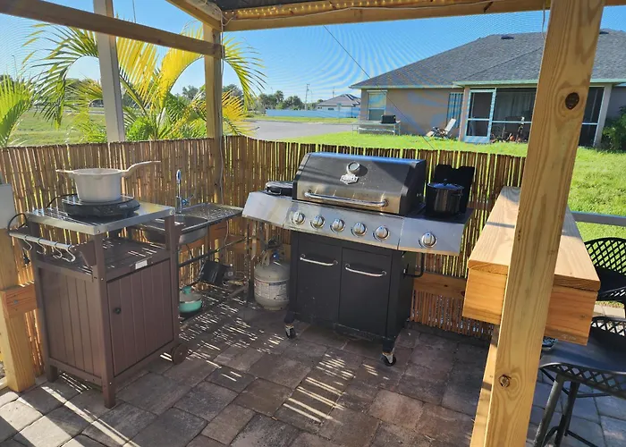 Guest Houses in Cape Coral