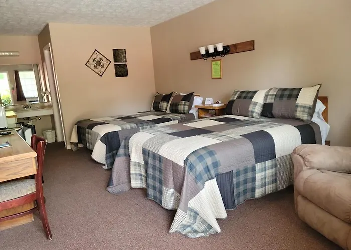 Motels in Oneonta