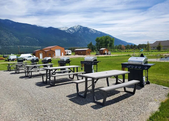 Cheap Hotels in Columbia Falls