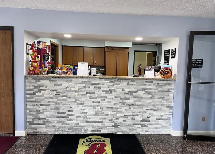 Motels in Novi