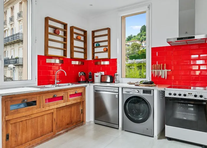 Bed and Breakfasts in Menton