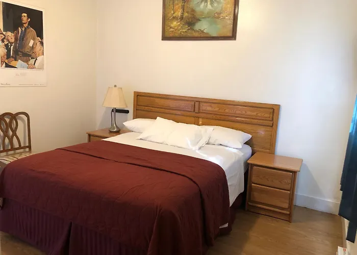 Motels in Port Hadlock-Irondale