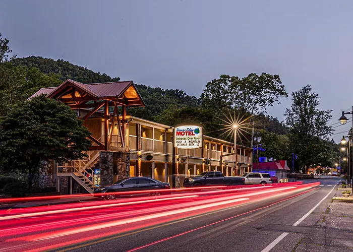 Motels in Weaverville