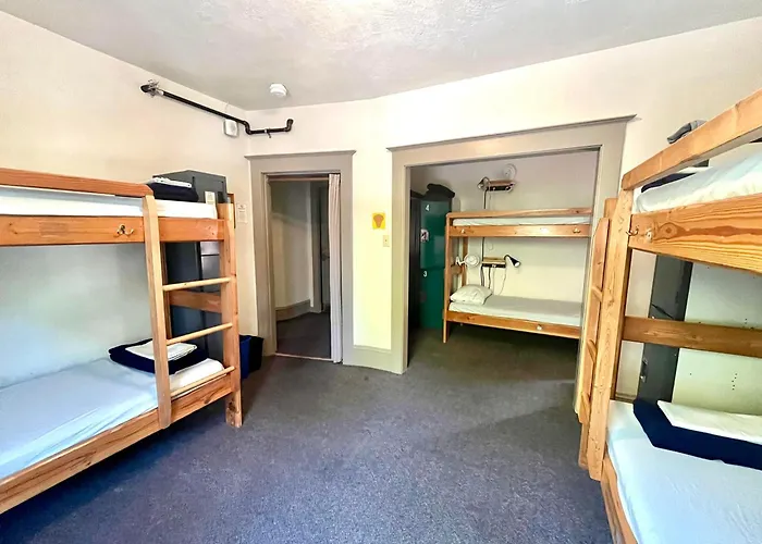 Hostels in Portland