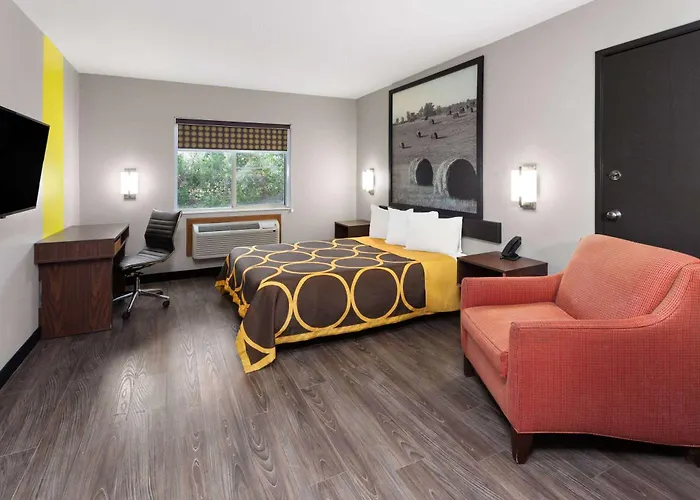 Motels in Olney