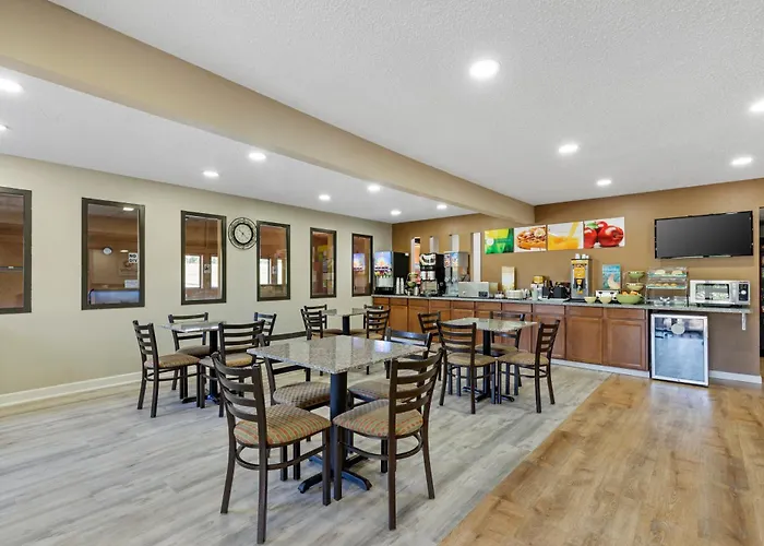 Motels in Pleasant Hill
