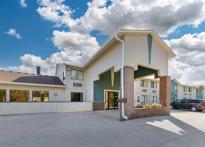 Motels in Johnston
