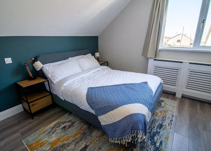 Bed and Breakfasts in Inis Mor