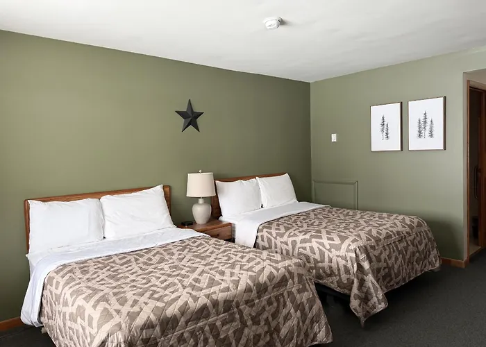Motels in Grand Marais