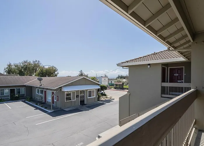 Motels in Castroville