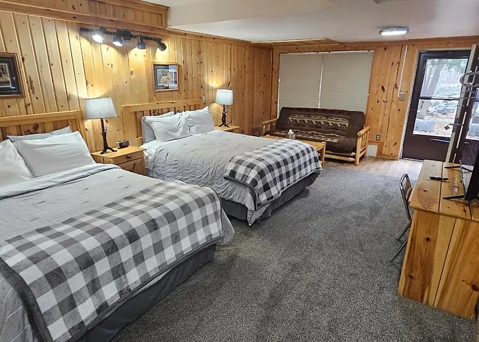 Motels in Moose Lake