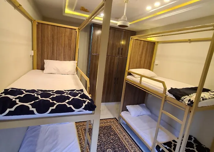 Hostels in Lahore