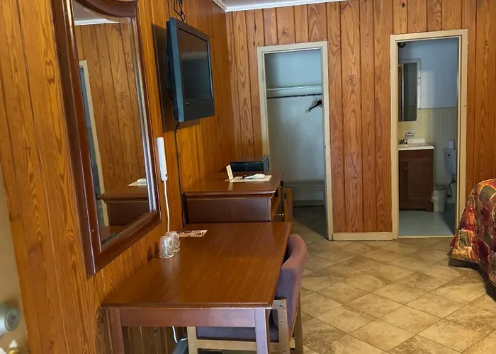 Motels in Carthage