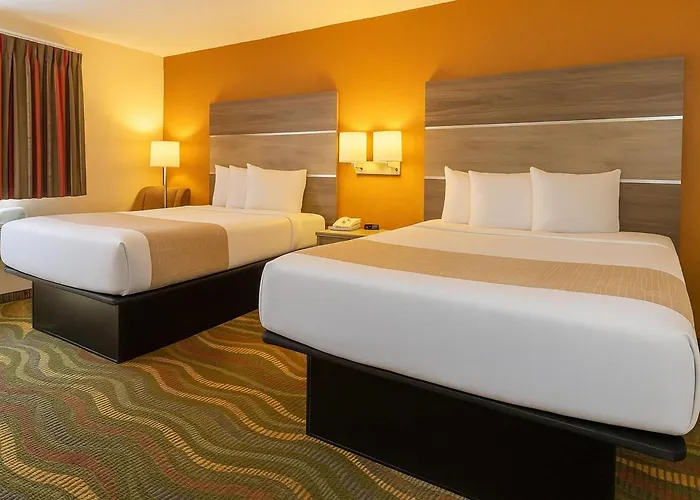 Motels in Muskegon