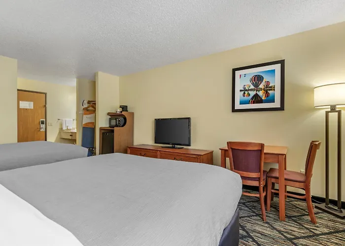 Motels in Colfax