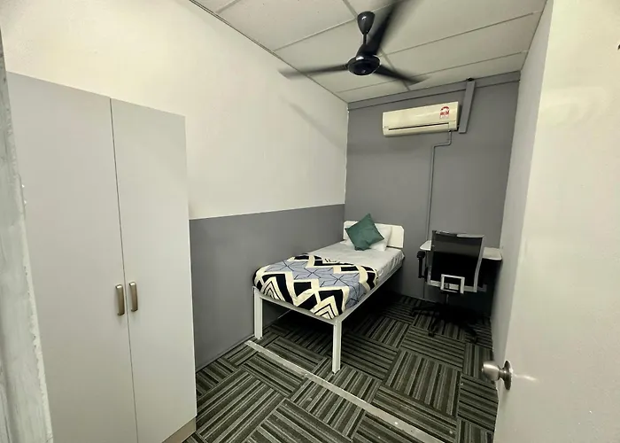 Motels in Petaling Jaya