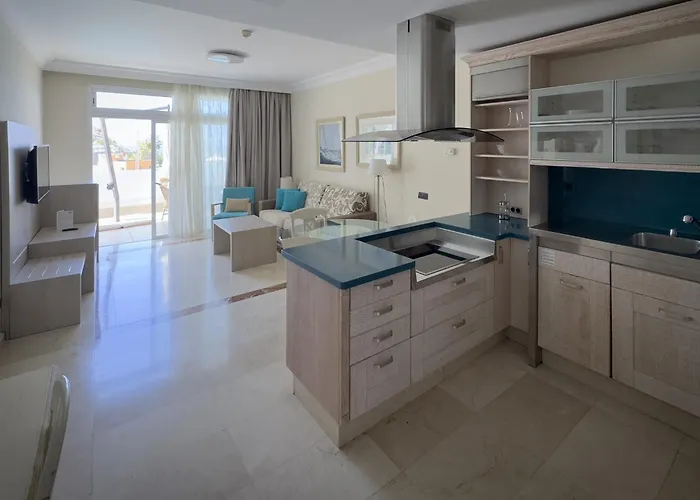 Billiga Hotell i Amadores