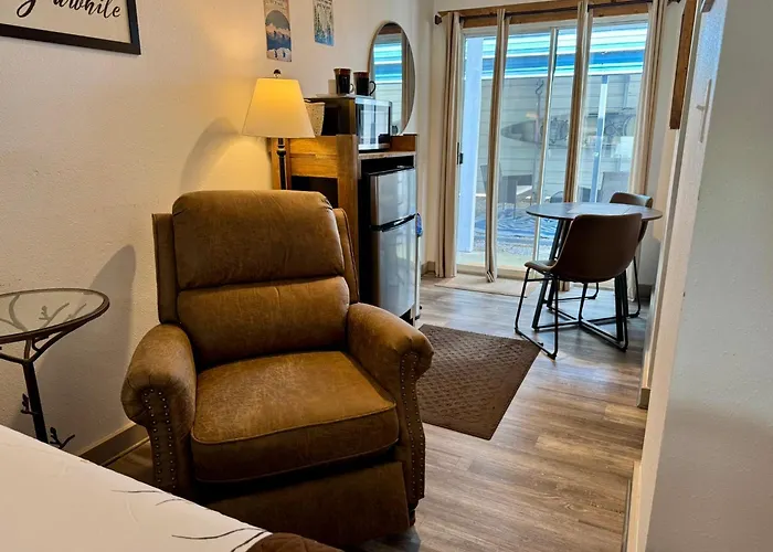 Motels in Calico Rock