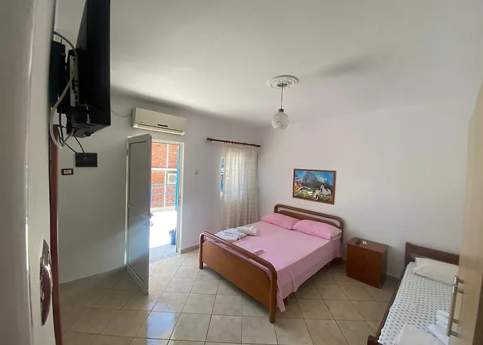 Hostels in Dhermi