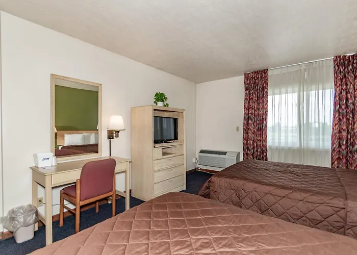 Motels in Garfield Heights