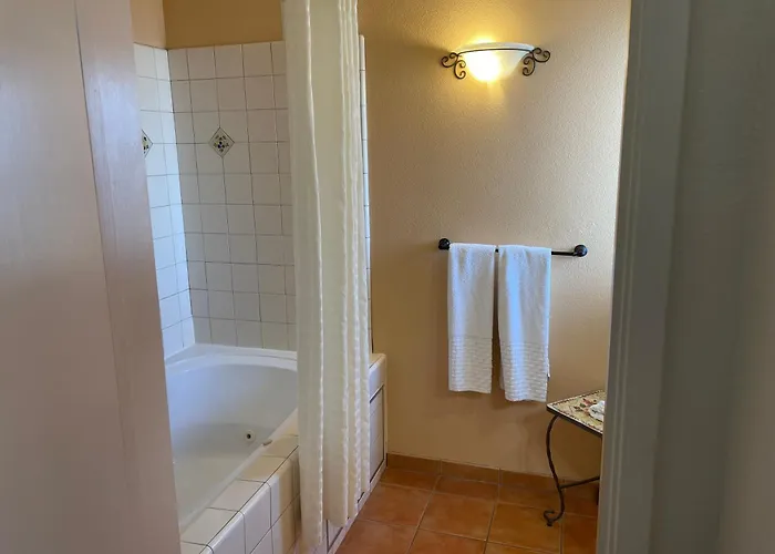 Cheap Hotels in Watsonville