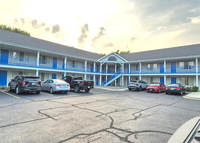 Motels in East Troy