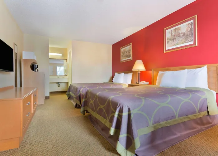 Motels in Lancaster