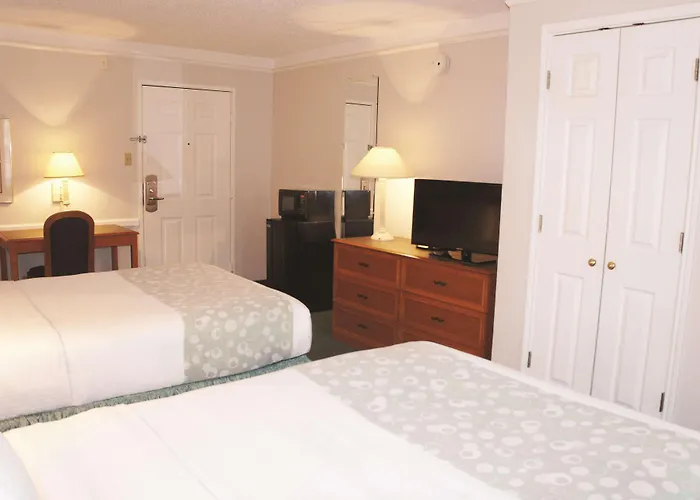 Cheap Hotels in Omaha