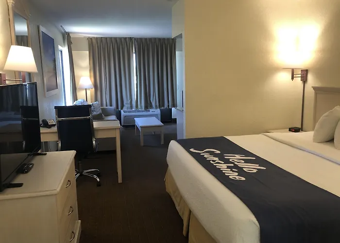 Motels in Navarre